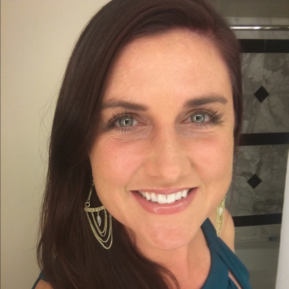 Meet your Posher, Randi - Picture 1 of 1